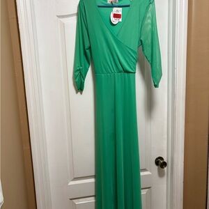 Elegant Green Maxi Dress